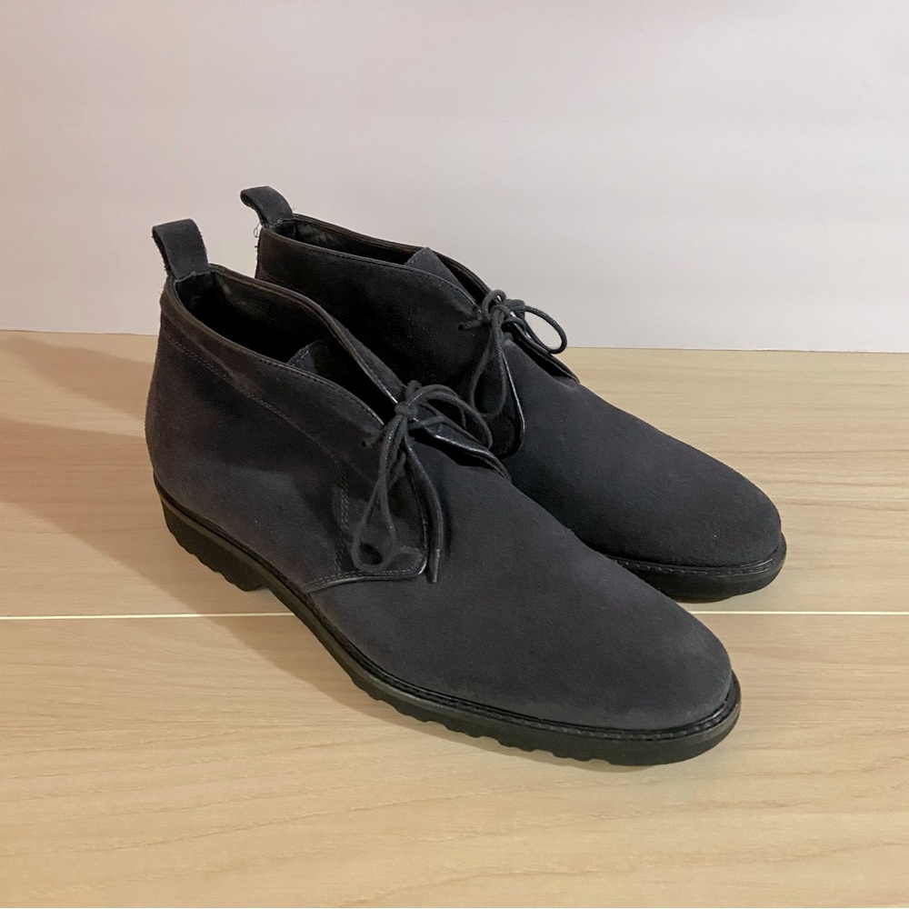 Bruno Magli Wender Suede Chukka Desert Boots Ankle Navy Lace Up Minimalist Sz 8